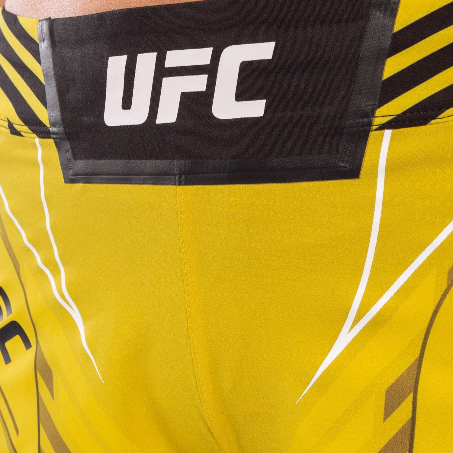 Dámské kraťasy UFC Venum Authentic Fight Night - krátký střih - žluté