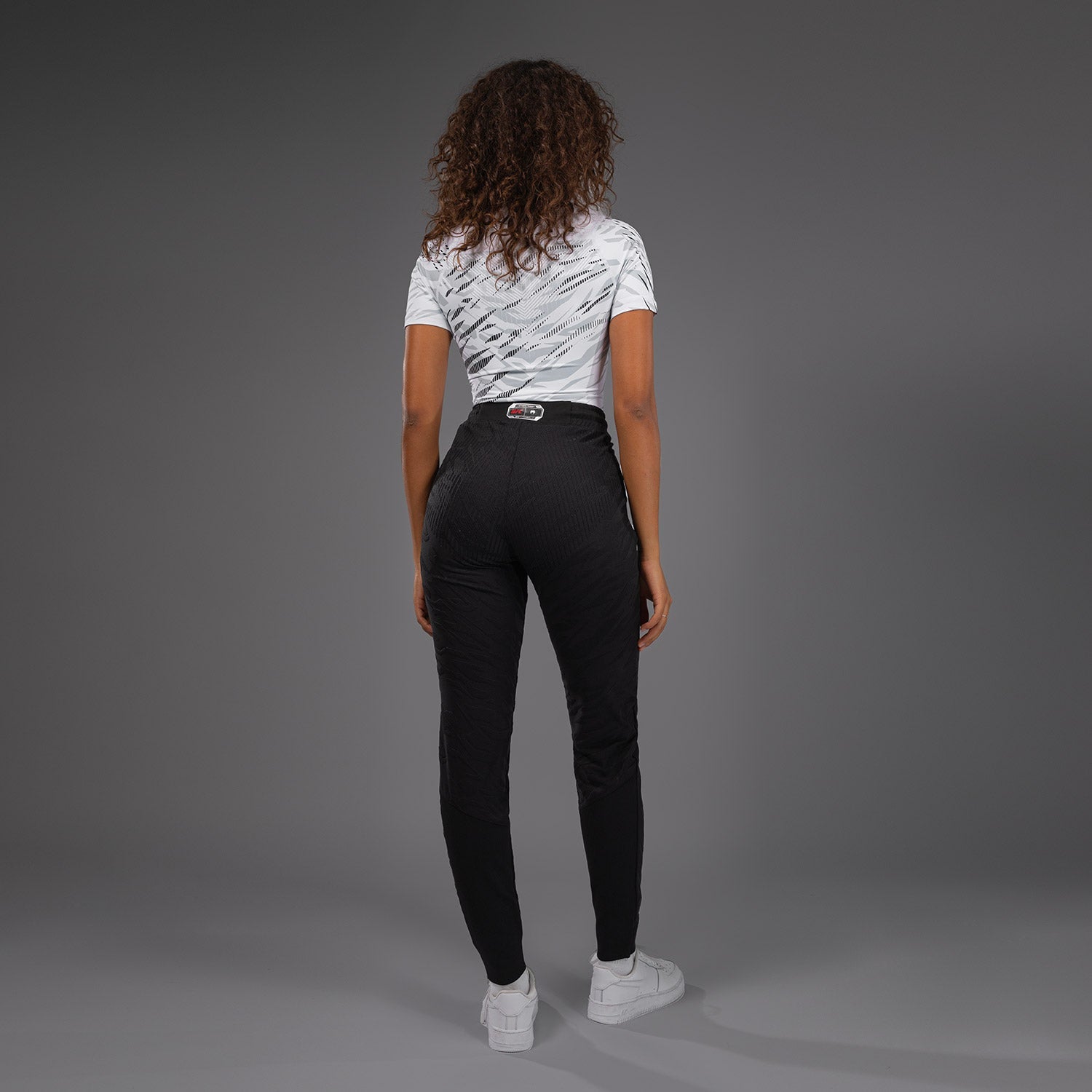 UFC Fusion by Venum Dámské kalhoty Authentic Fight Night Walkout - Černá