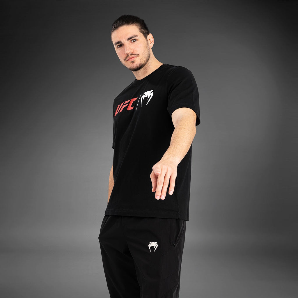 UFC Venum Classic Tričko - Černá/Červená
