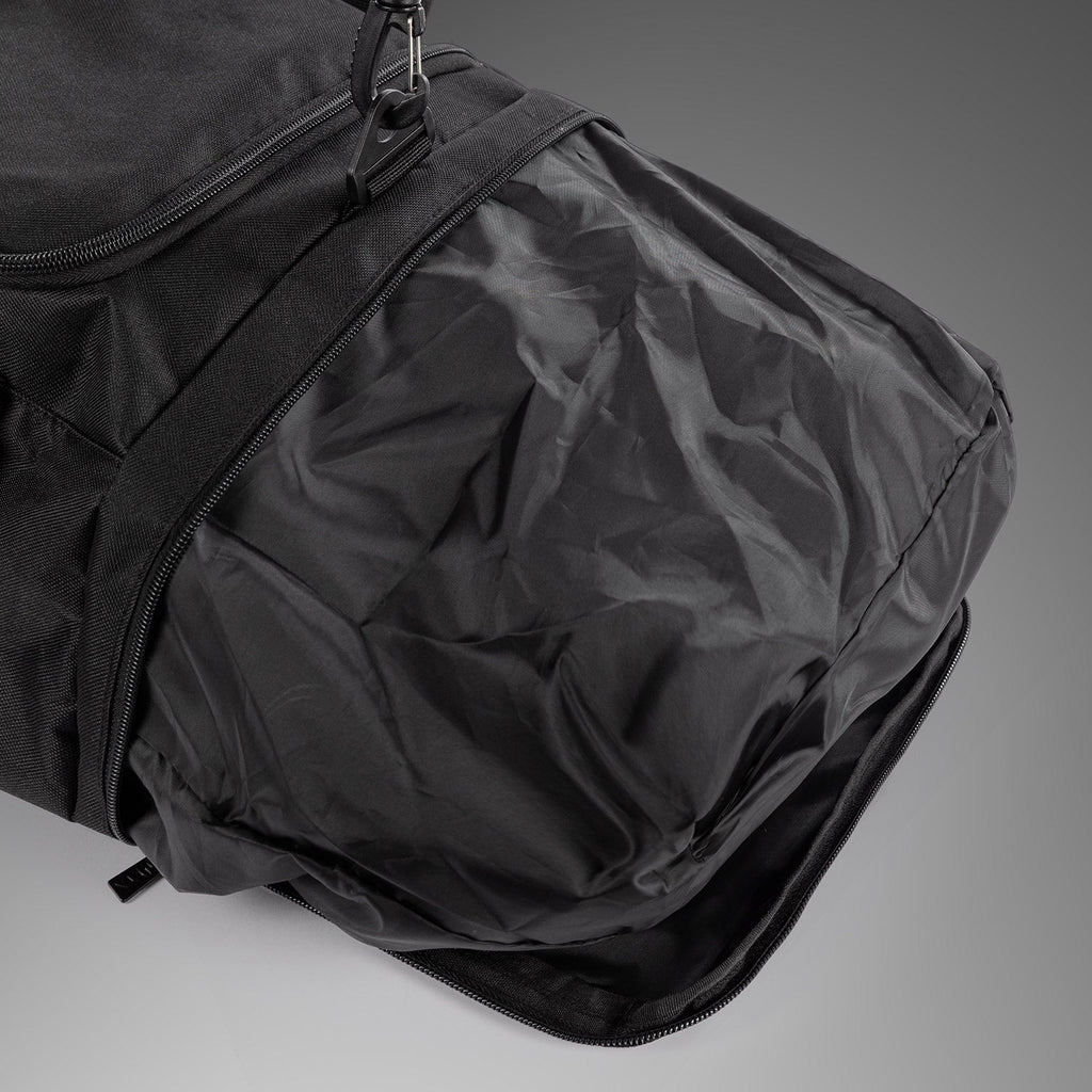 Venum Essential Sportovní taška (37L) - Černá