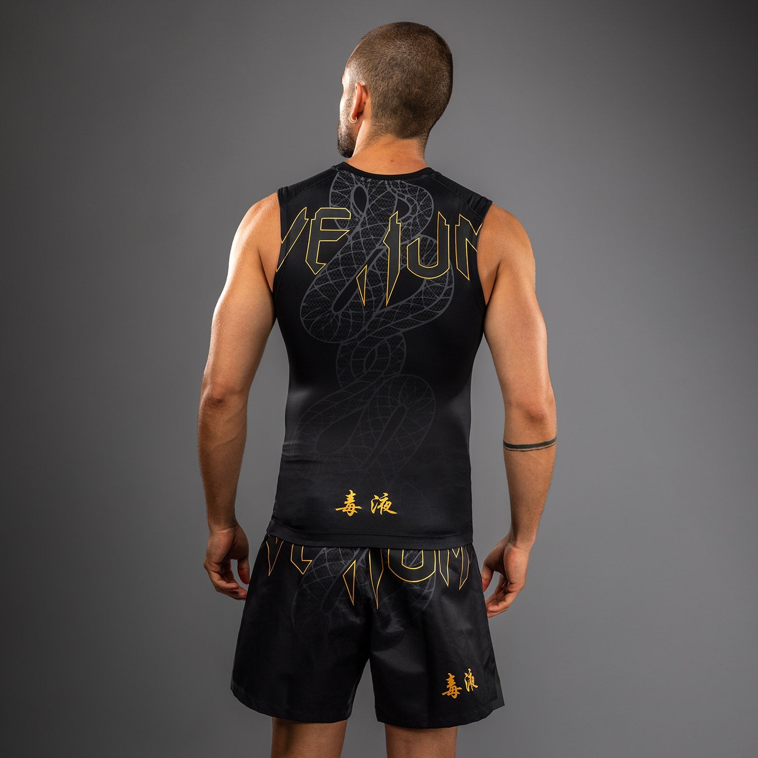 Venum Serpenti Tílko Rashguard - Černá/Stříbrná/Zlatá