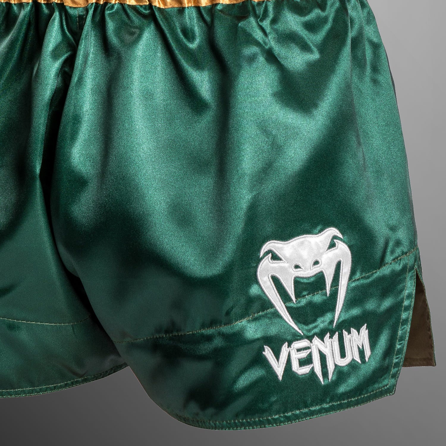 Venum Classic Muay Thai Kraťasy - Zelená/Zlatá/Bílá