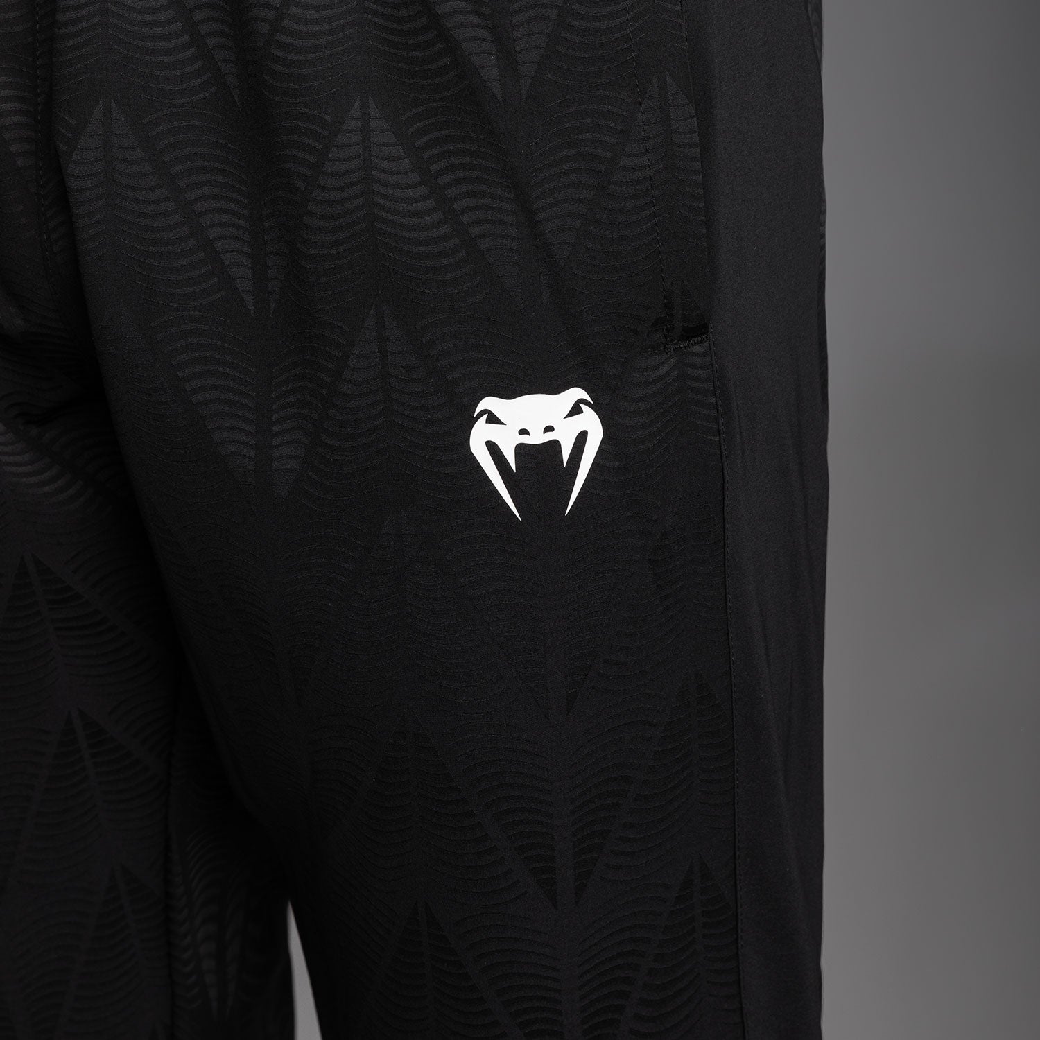 Pánské kalhoty UFC Zenith od Venum Authentic Fight Night Walkout - černá