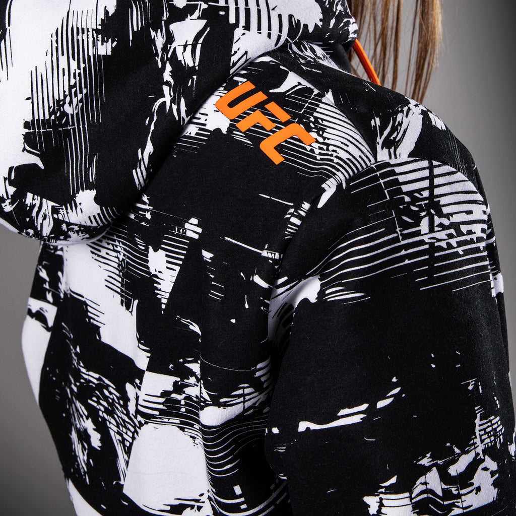 Dámská mikina s kapucí UFC Zenith by Venum White Authentic Fight Week