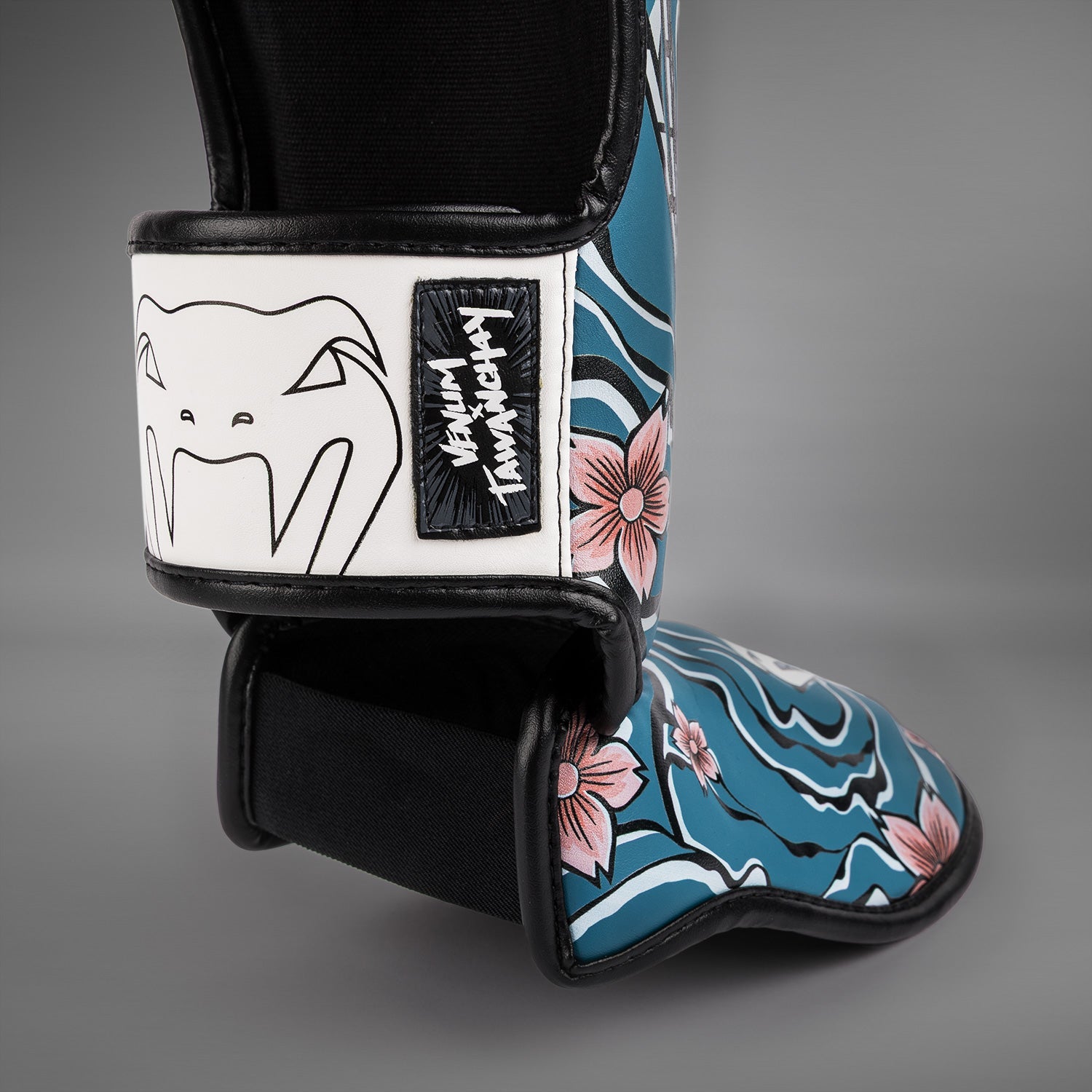 Venum x Tawanchay Chrániče holení Modrá/Bílá