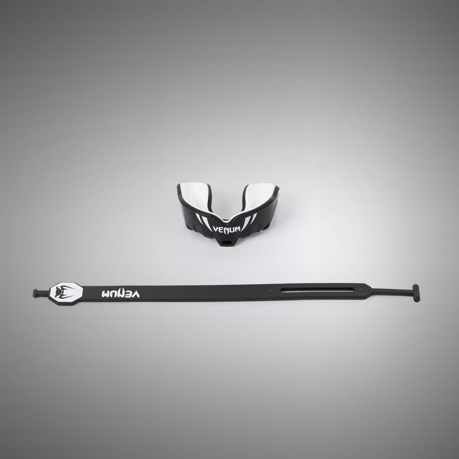 Chránič zubů Venum Challenger pro děti Pásek/bez pásku - černá/bílá