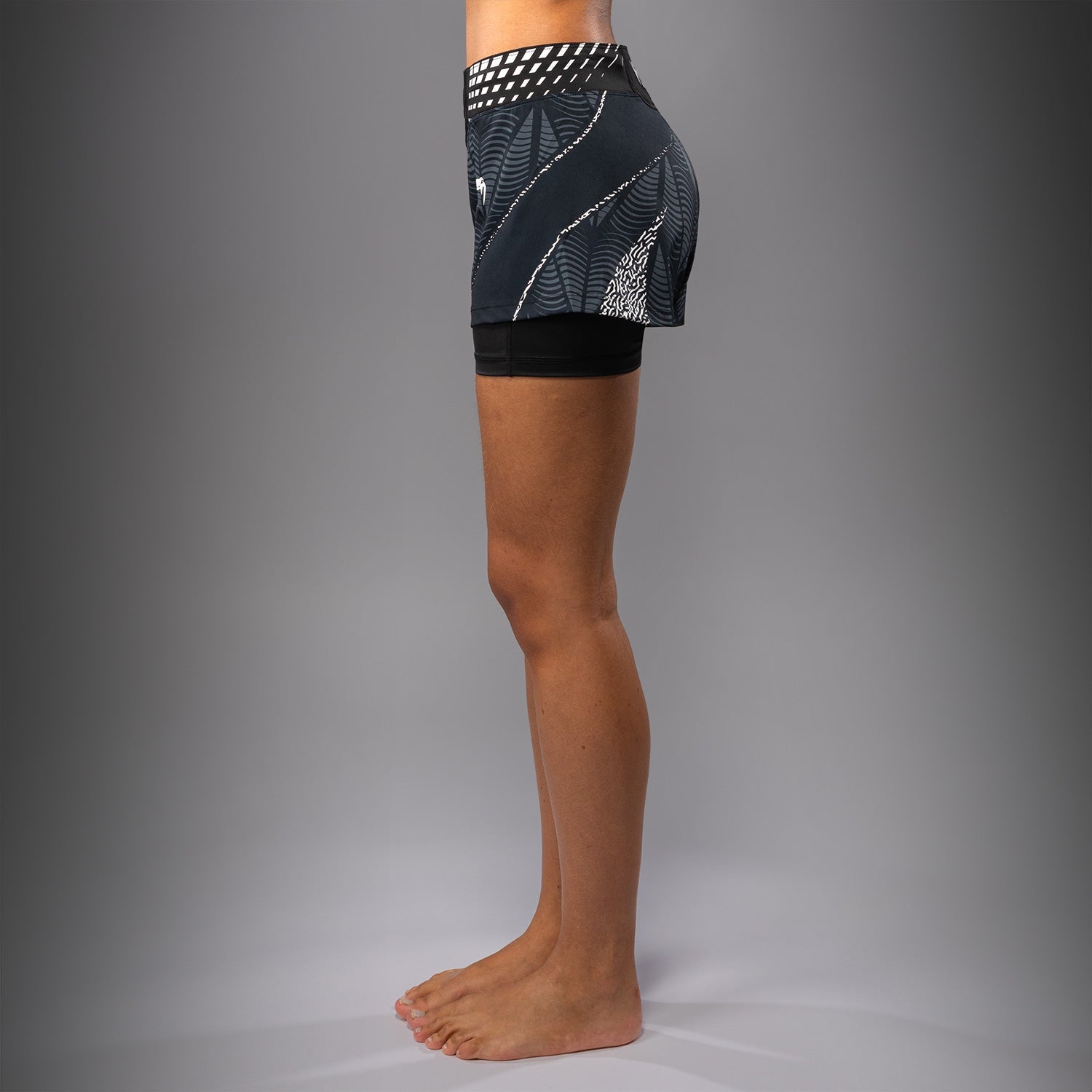 Dámské šortky UFC Zenith by Venum Black Authentic Short Fit Fight Short