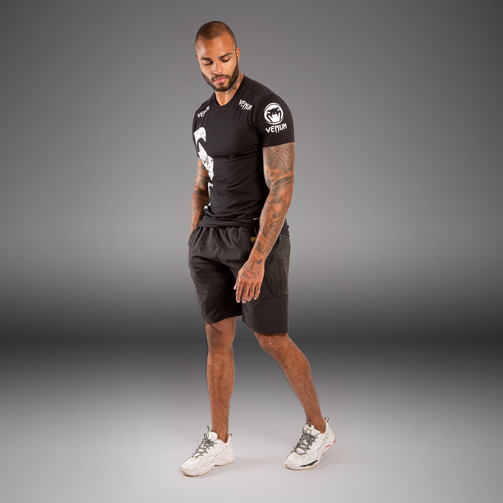 Venum Tričko Giant - Černá