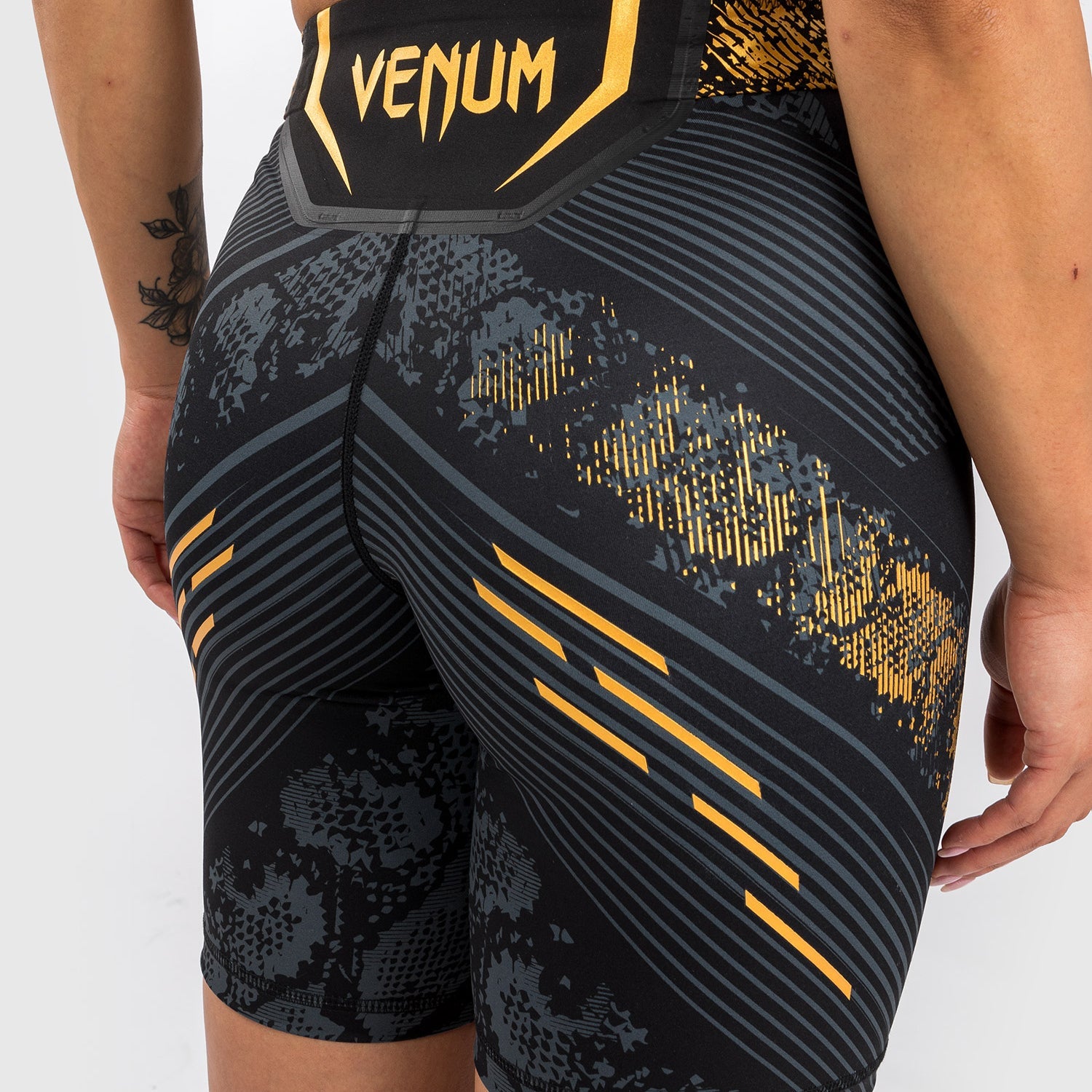 UFC Adrenaline by Venum Dámské Vale Tudo kraťasy Authentic Fight Night - Dlouhý střih - Champion