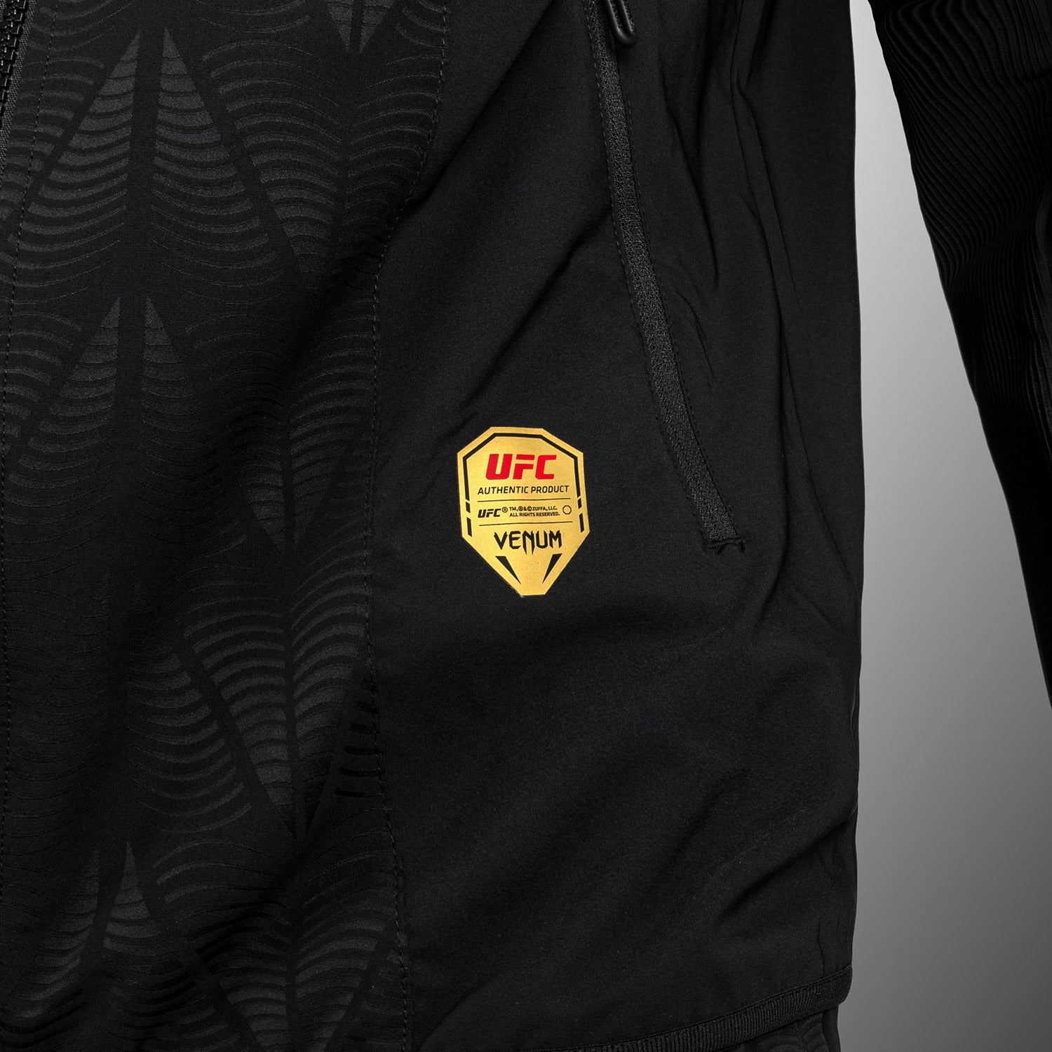 Pánská mikina s kapucí UFC Zenith by Venum Champion Authentic Fight Night Walkout Hoodie