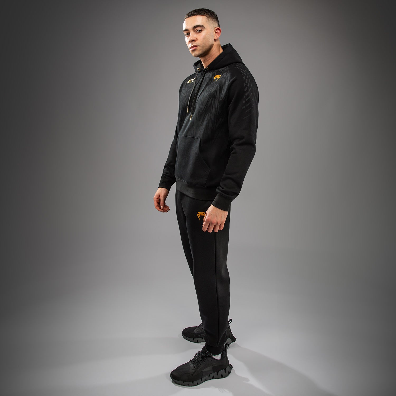 Pánská replika mikiny UFC Zenith by Venum Champion