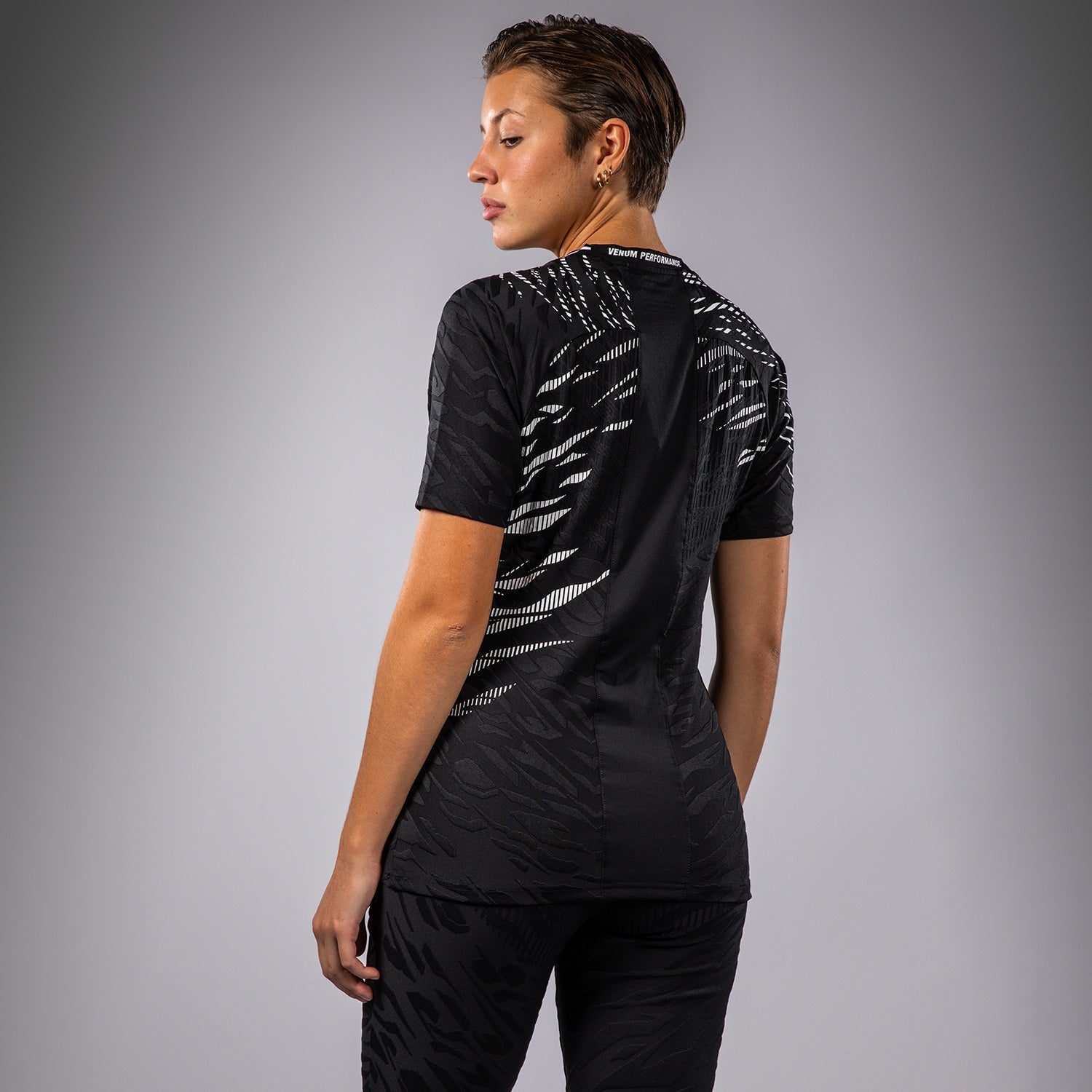 UFC Fusion by Venum Dámský dres Authentic Fight Night - Černý