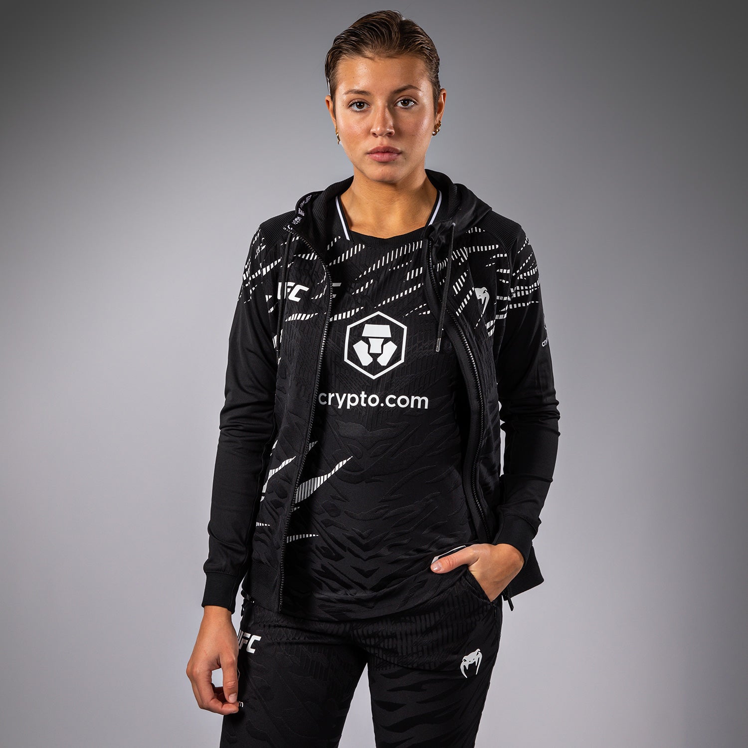 UFC Fusion by Venum Dámská rozběhová mikina Authentic Fight Night - Černá