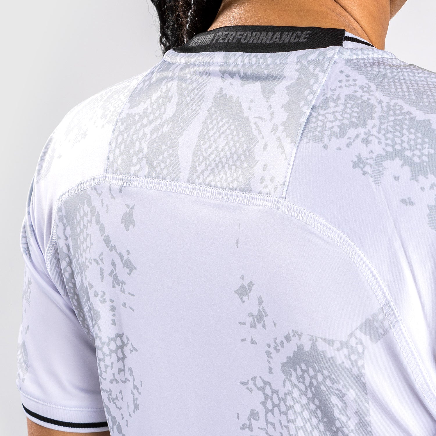 UFC Adrenaline by Venum Dámský dres Authentic Fight Night - bílý