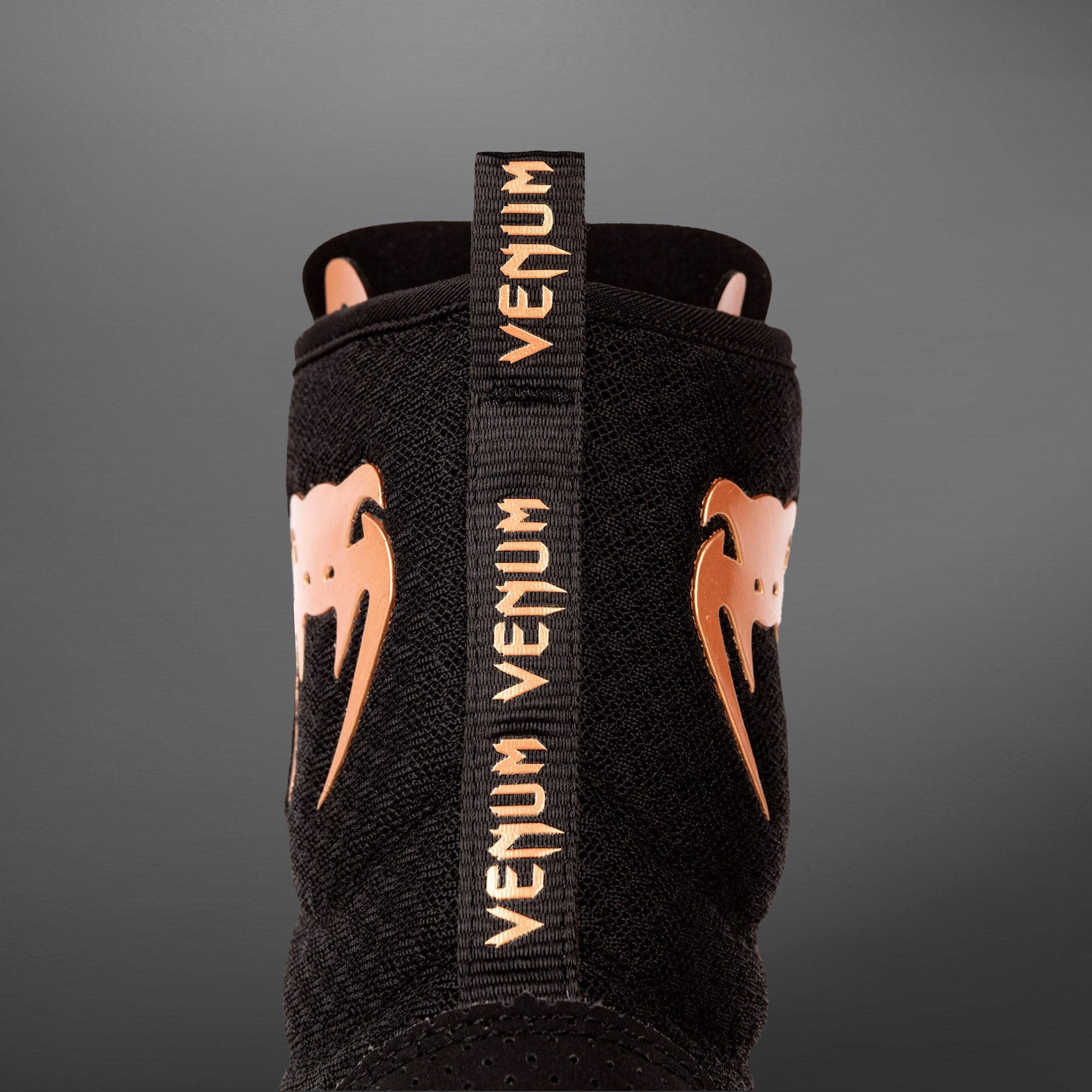 Venum Elite Boxerské boty – Černá/Bronzová