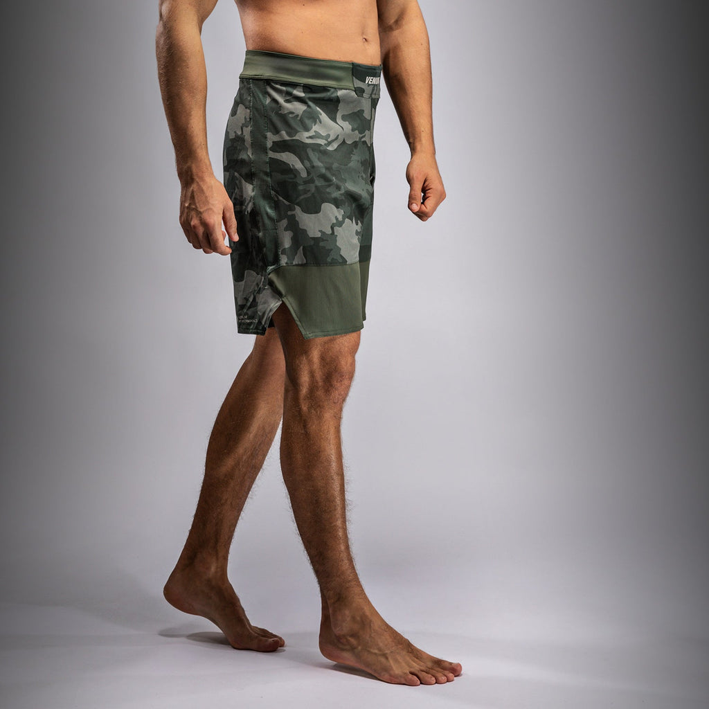 Pánské bojové šortky Venum G-Fit Air - Army Camo