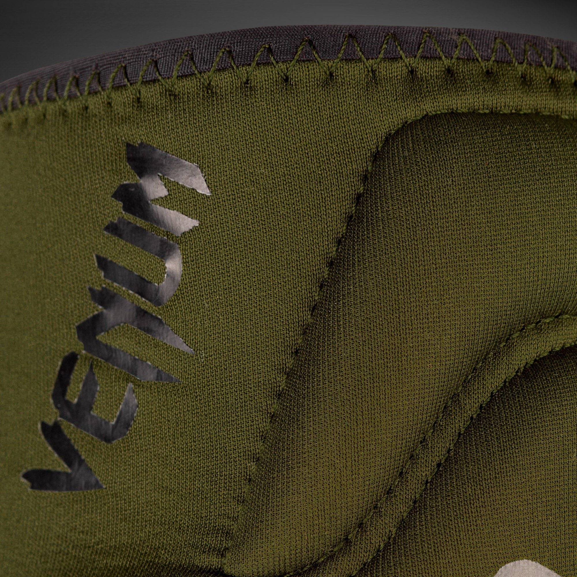 Venum Kontact Gelové chrániče kolen - Khaki/Černá