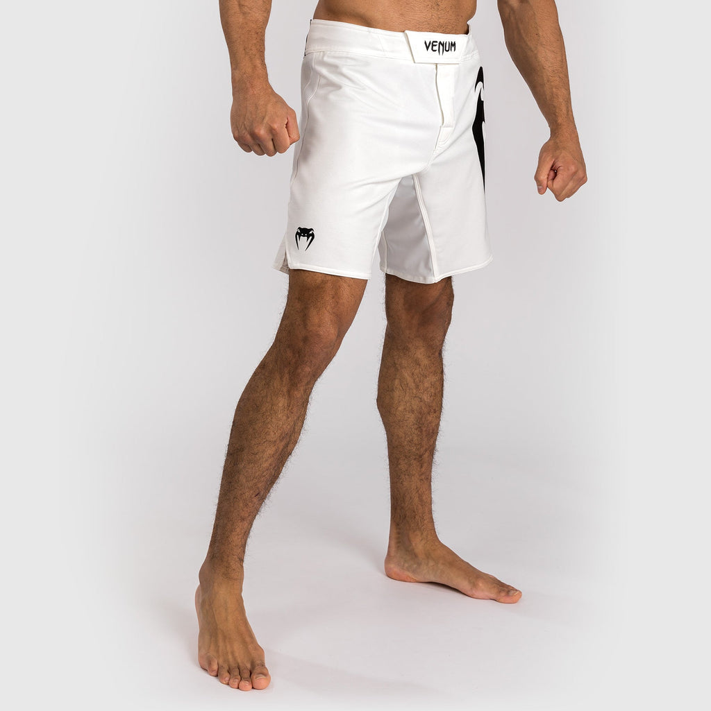 Venum Light 5.0 Fight Shorts - Bílá/Černá