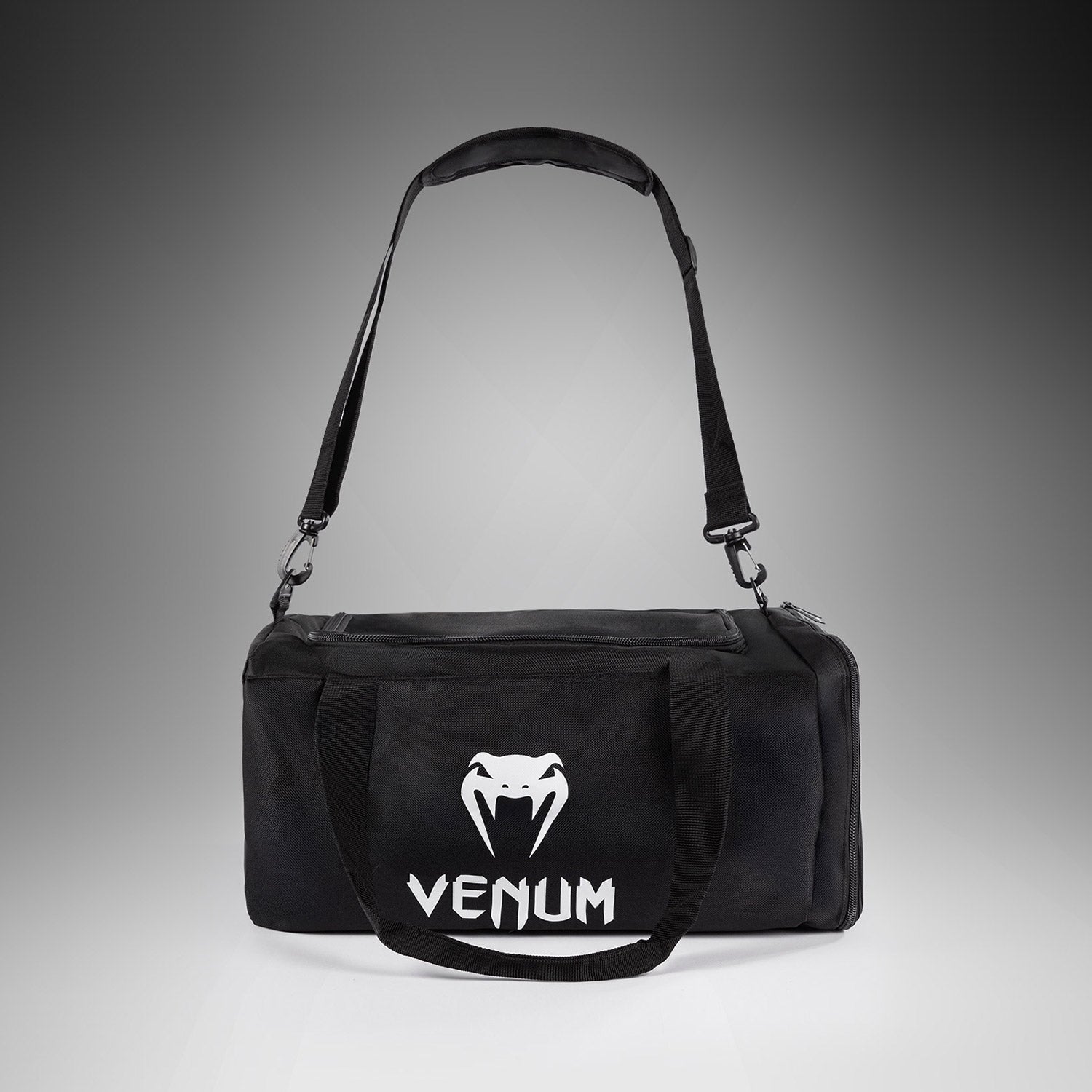 Venum Essential Sportovní taška (37L) - Černá