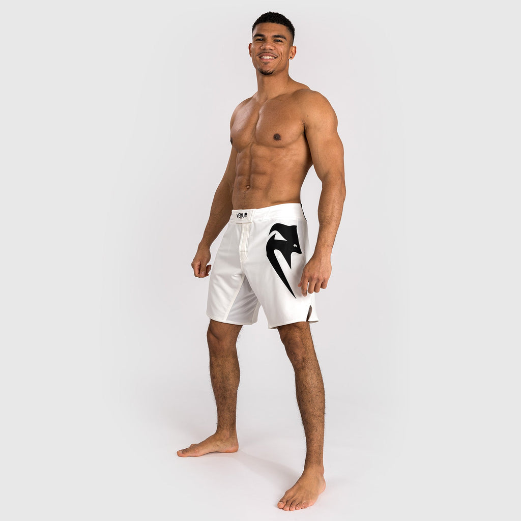 Venum Light 5.0 Fight Shorts - Bílá/Černá