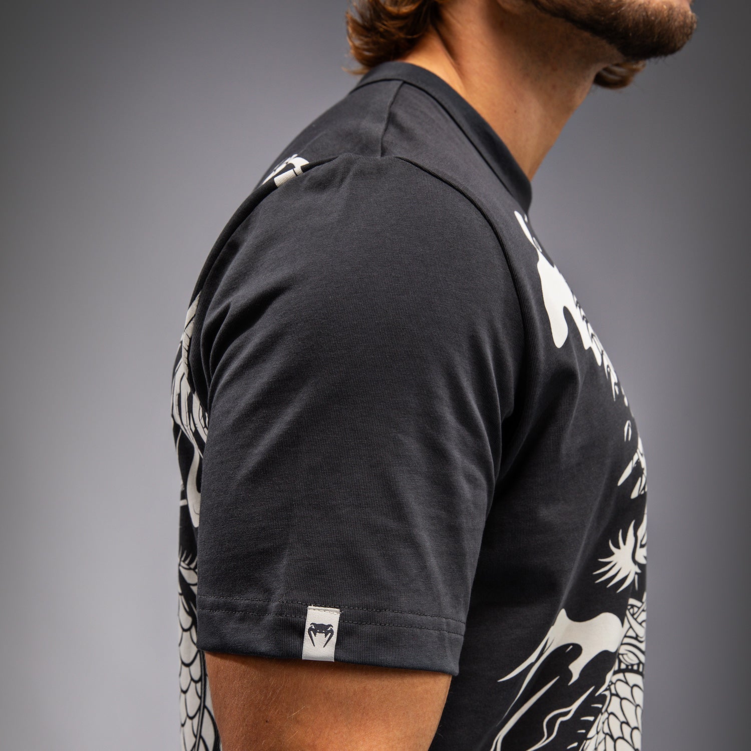 Pánské tričko Venum Dragon's Flight - Charcoal Grey/Cream White