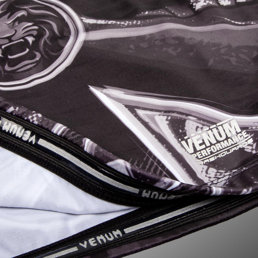 Venum Gladiator 3.0 Rashguard - Černá/Bílá - Krátký rukáv