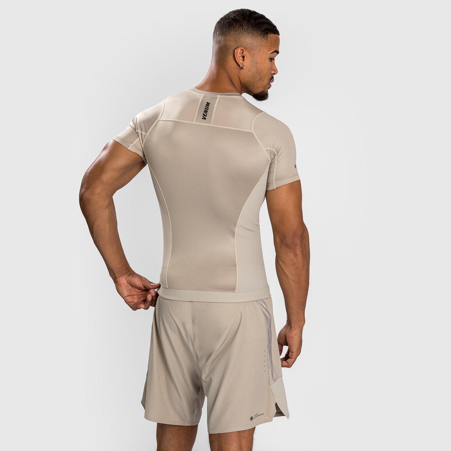Venum G-Fit Air Rashguard s krátkým rukávem - Sand