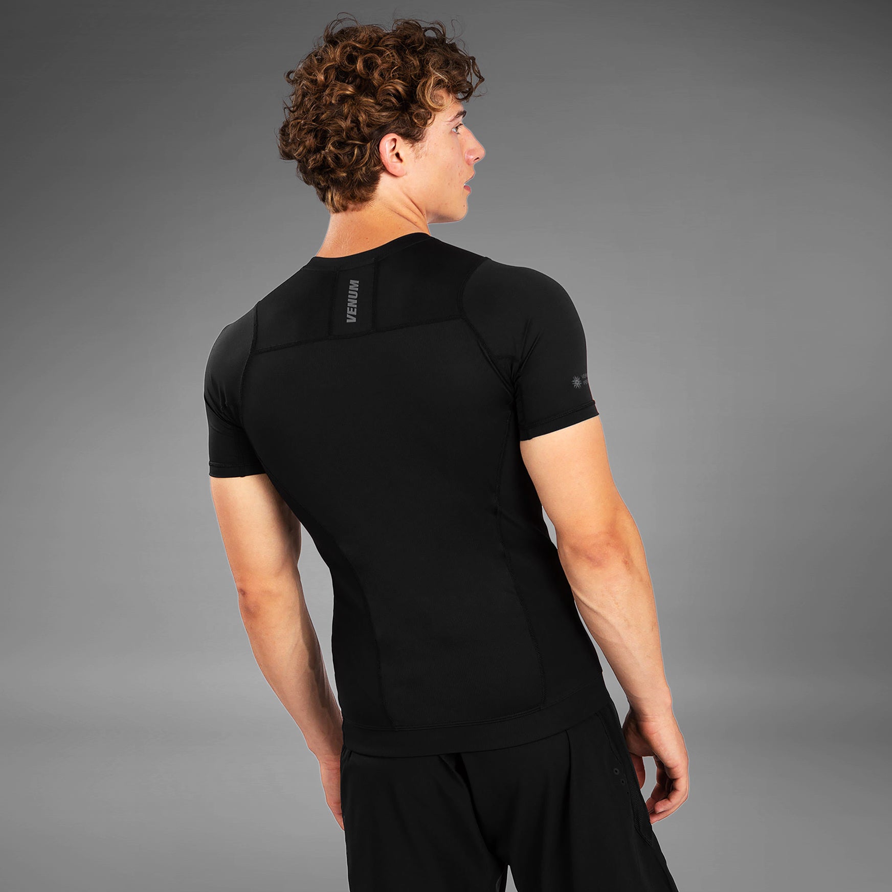 Venum G-Fit Air Rashguard Kraťasy s krátkým rukávem - Černá