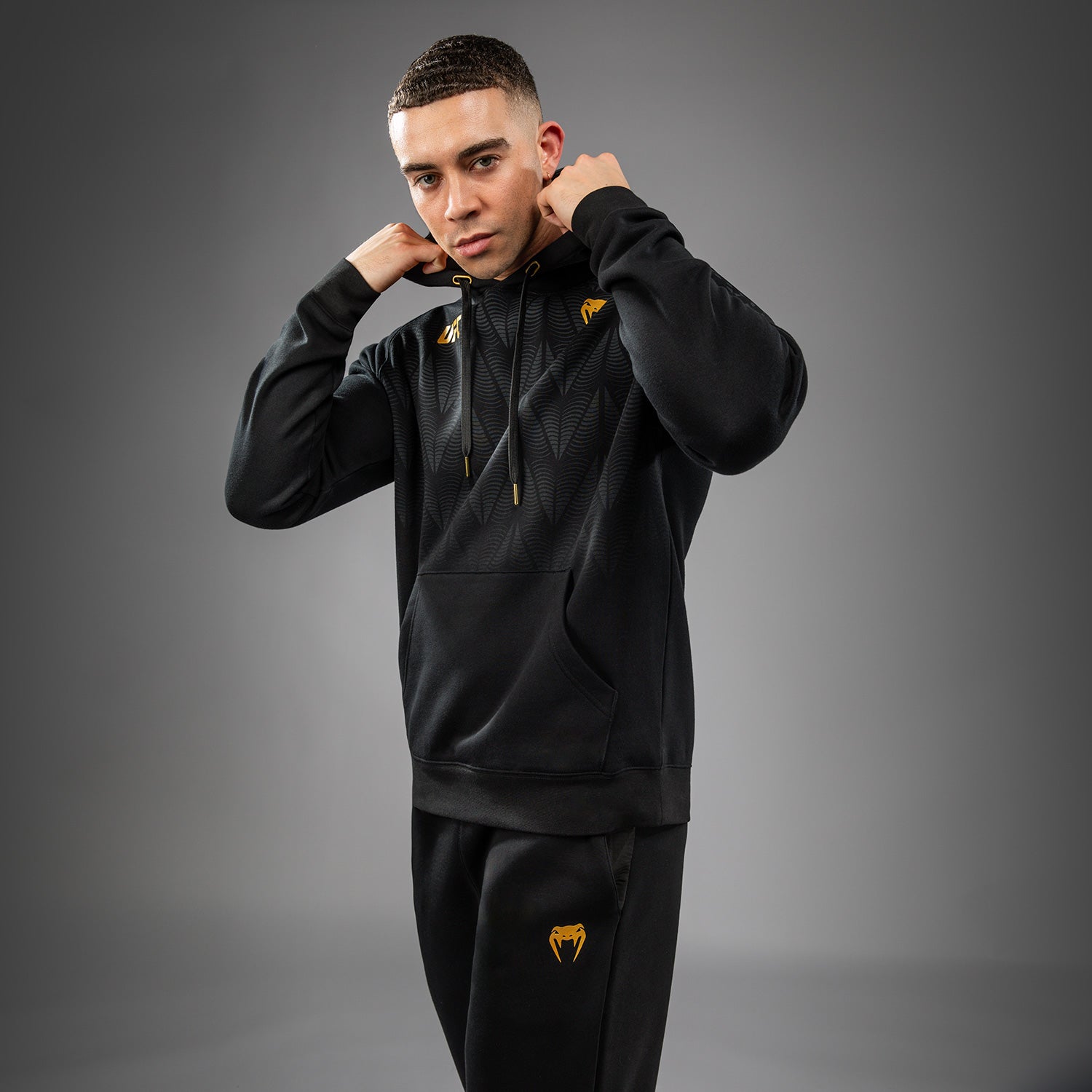 Pánská replika mikiny UFC Zenith by Venum Champion