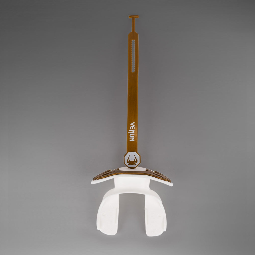 Venum Elite Lipguard Logo Edition - Bílá/Zlatá