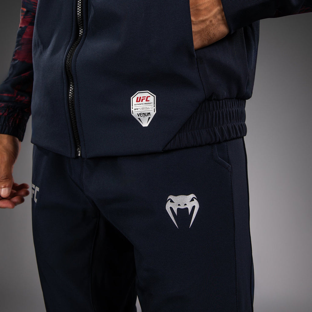 Pánská mikina UFC Zenith by Venum Burgundy Authentic Fight Week Zip Hoodie