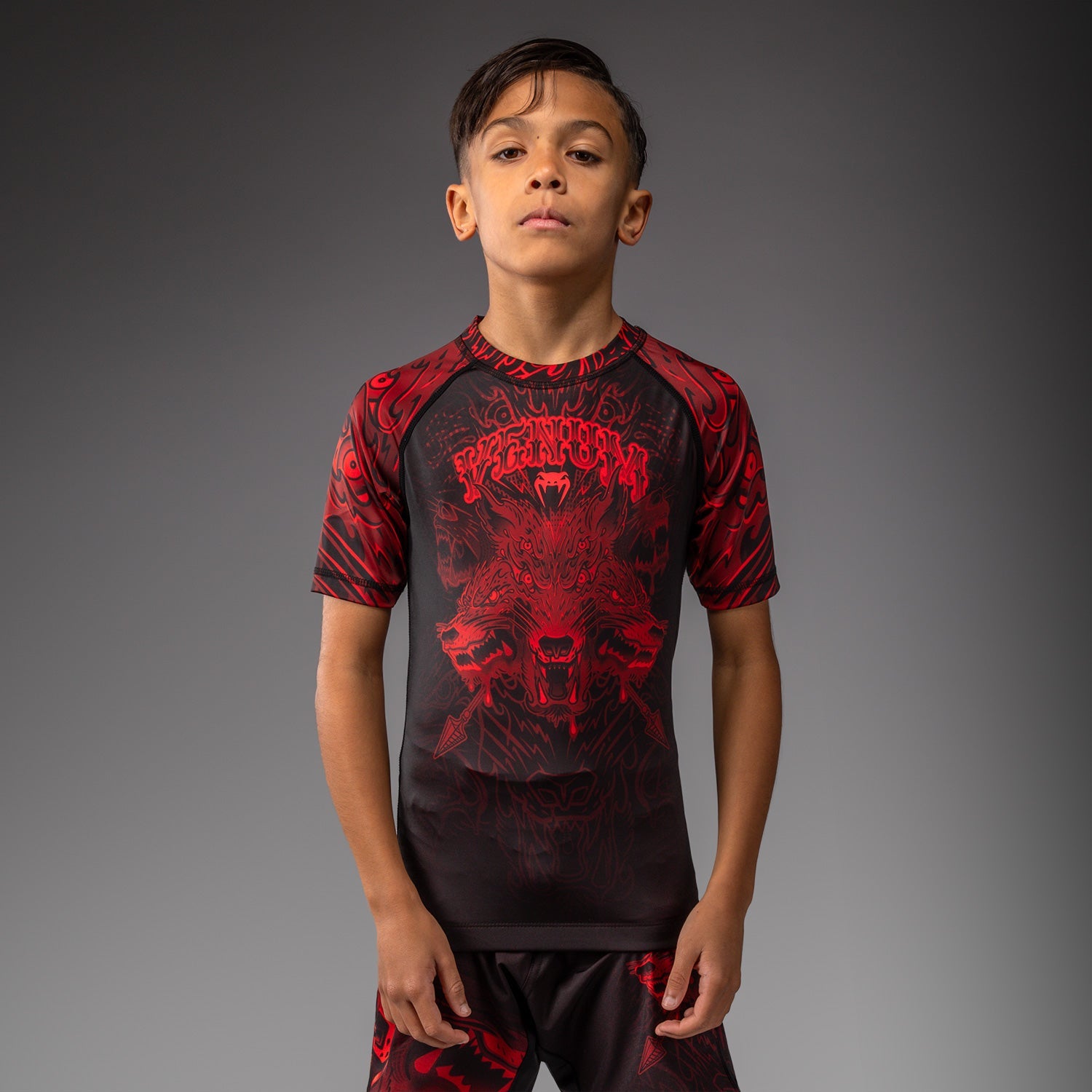 Dětský rashguard Venum Wolf Atak s krátkým rukávem - černá/červená