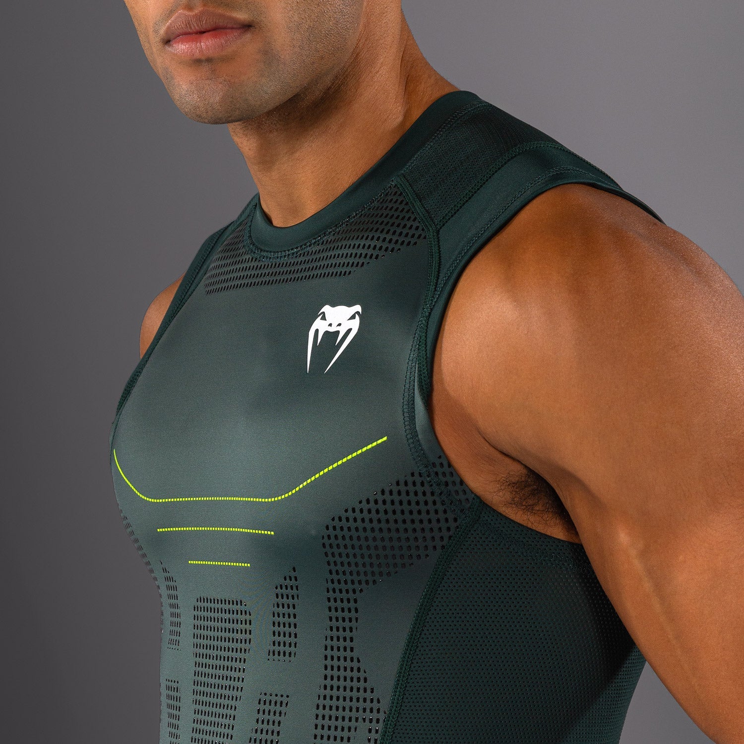 Venum Technical 3.0 Sleeveless Rashguard - Lesní Zelená