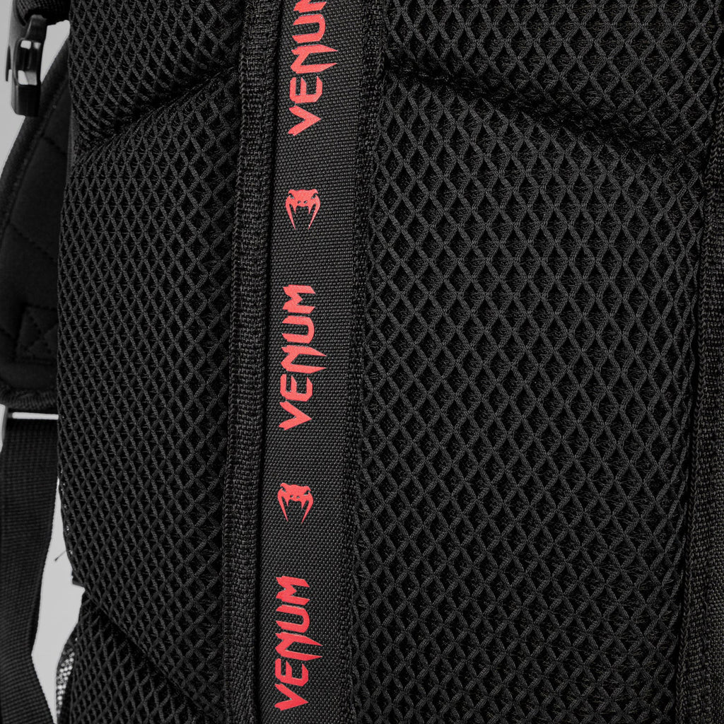 Venum Challenger Pro Evo Batoh - Černá/Červená