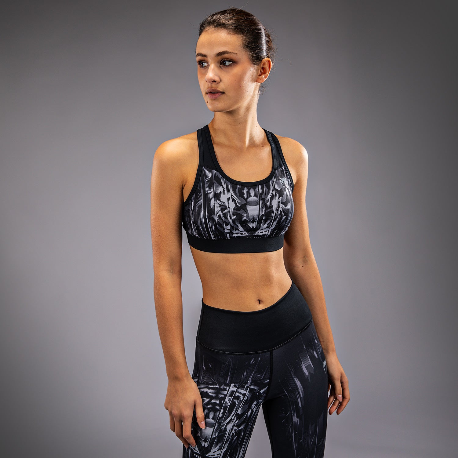 Venum Tiger Dámská sportovní podprsenka - Černá/Stříbrná