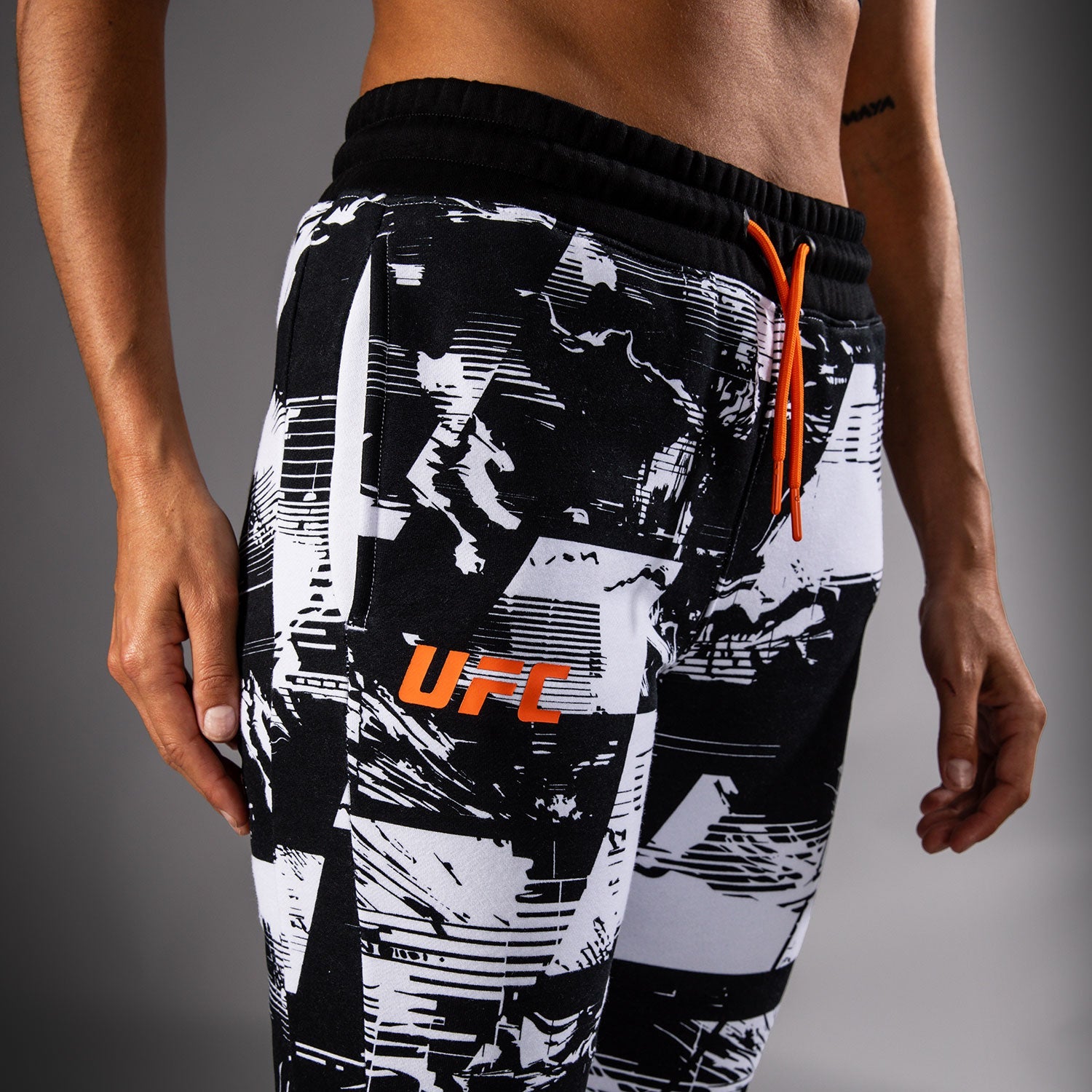 Dámské kalhoty UFC Zenith by Venum White Authentic Fight Week Pant