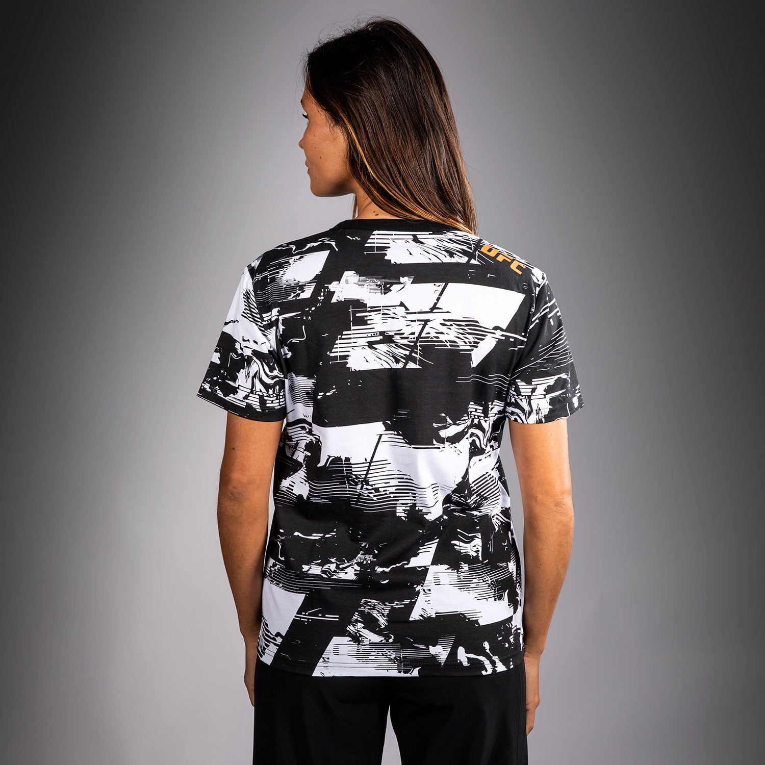 Dámské tričko UFC Zenith by Venum White Authentic Fight Week s krátkým rukávem