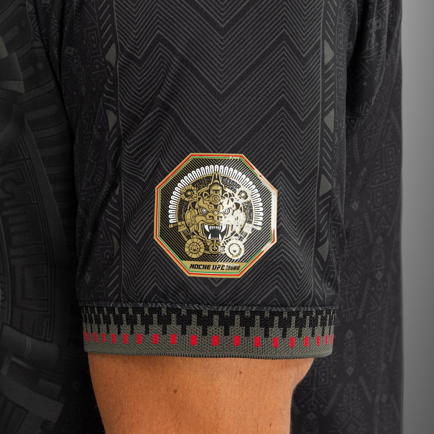 Pánský dres Noche UFC 2.0 od Venumu Černý autentický dres pro vstup na zápas