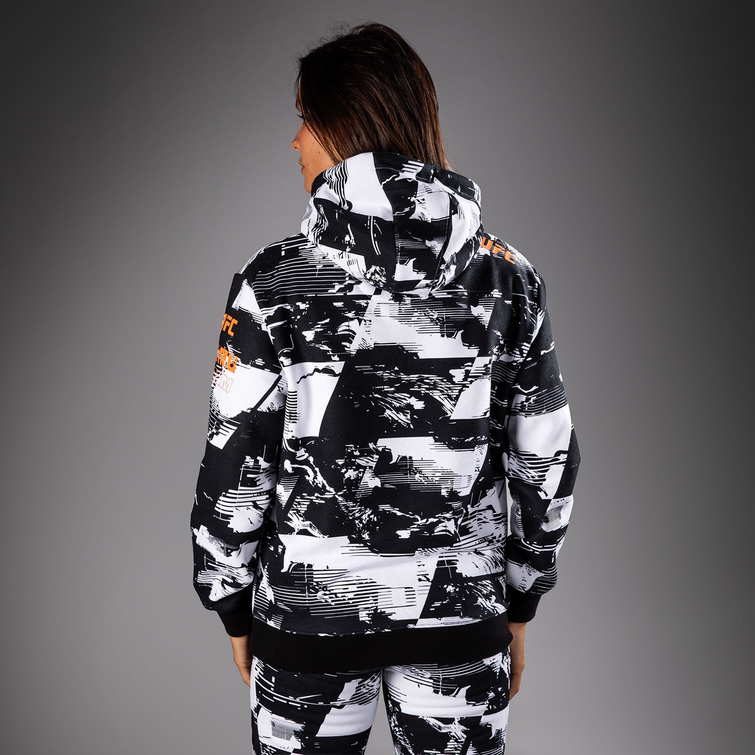 Dámská mikina s kapucí UFC Zenith by Venum White Authentic Fight Week