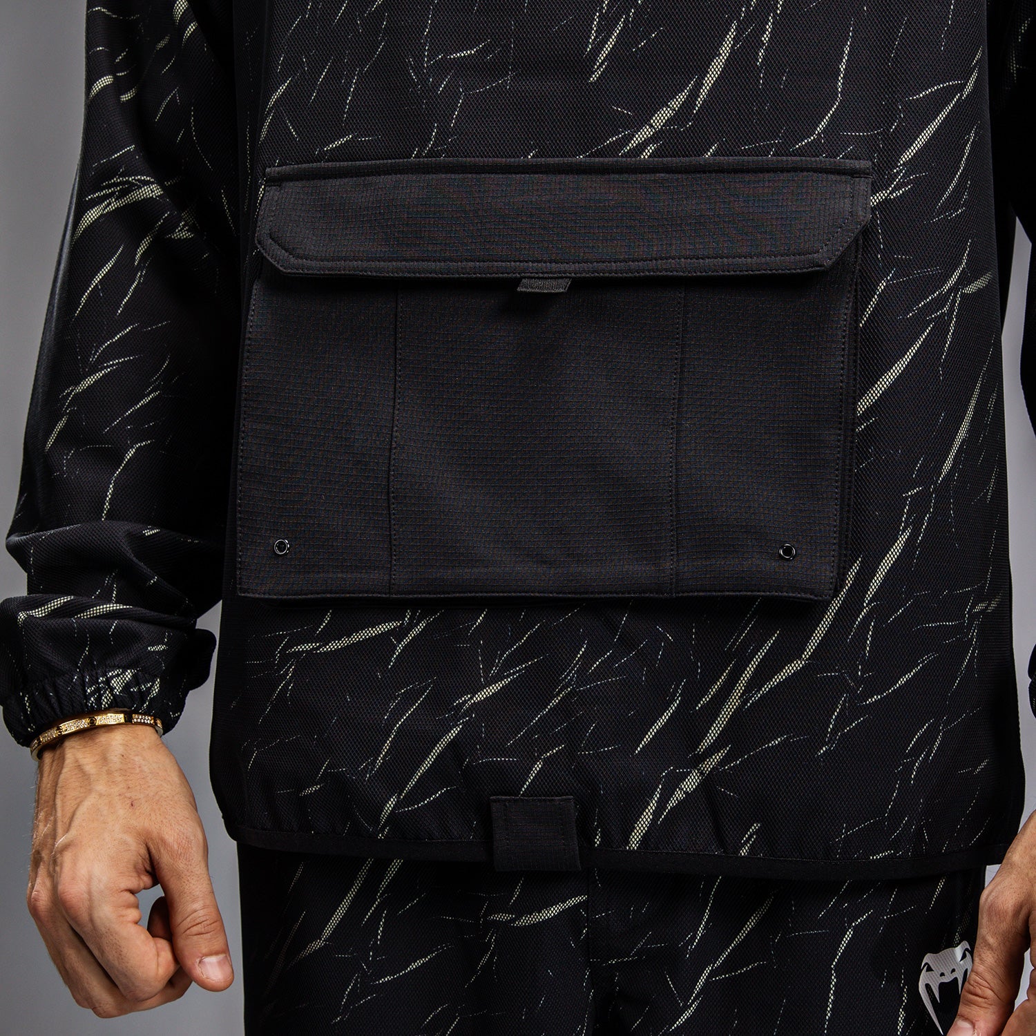 Venum Trooper Pánská bunda se zapínáním na zip - Černá/Písková