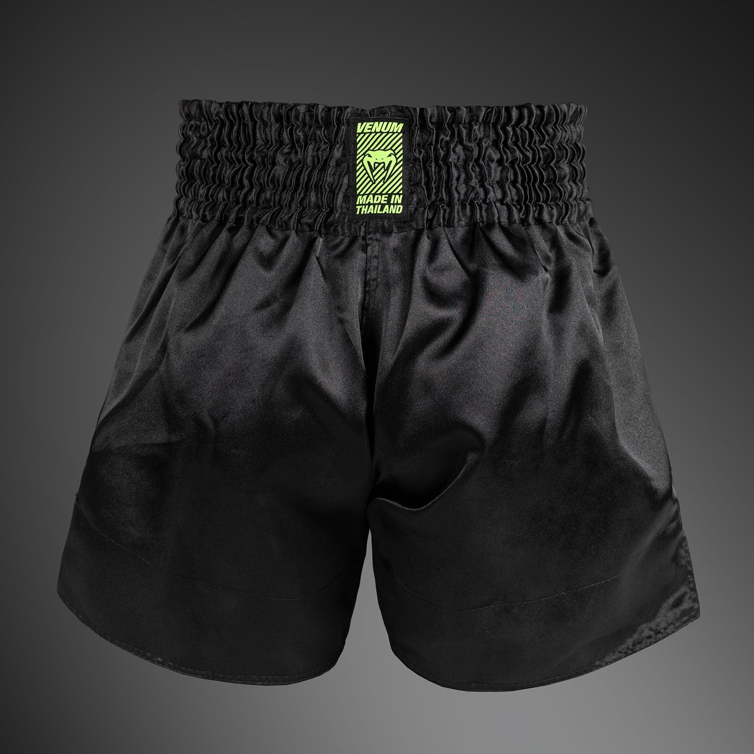 Venum Classic Evo Muay Thai Shorts - Černá/Neonově žlutá