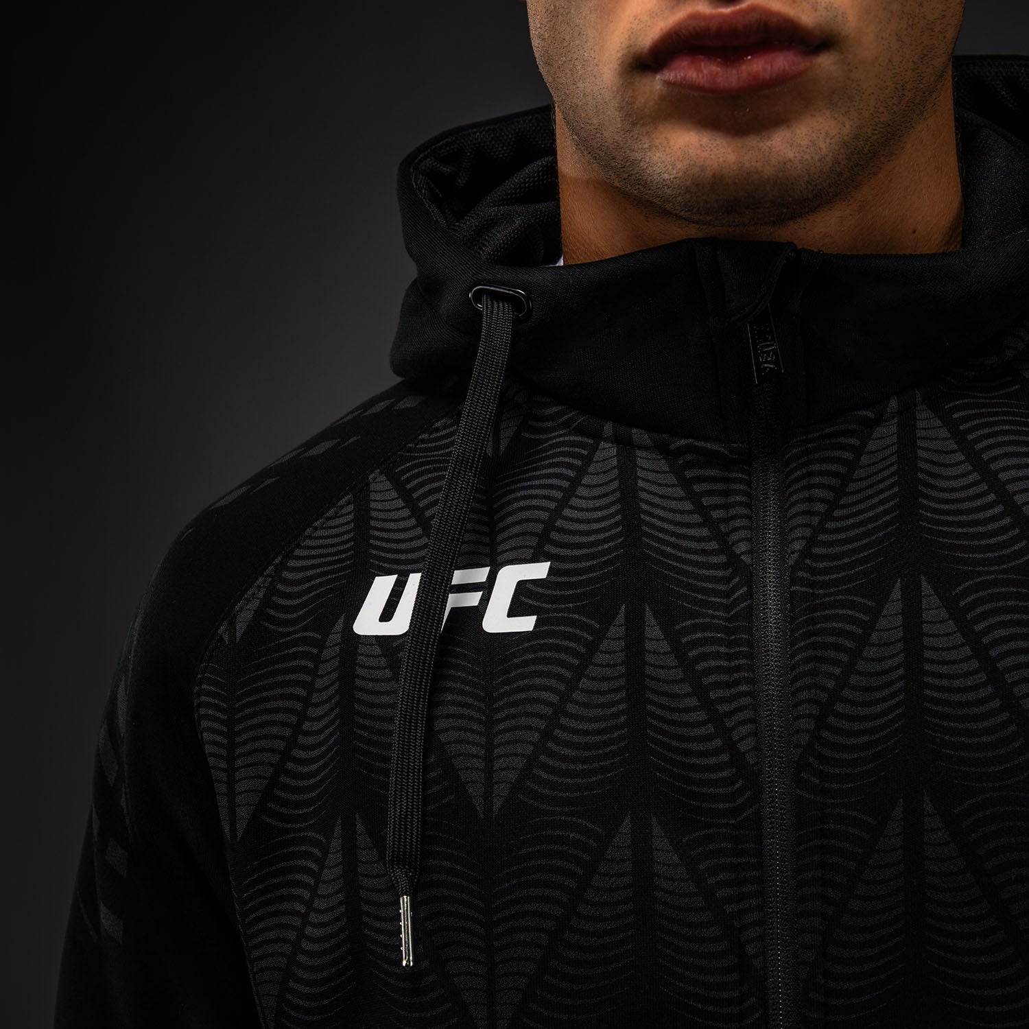 Pánská černá celorozepínací mikina UFC Zenith by Venum Replica
