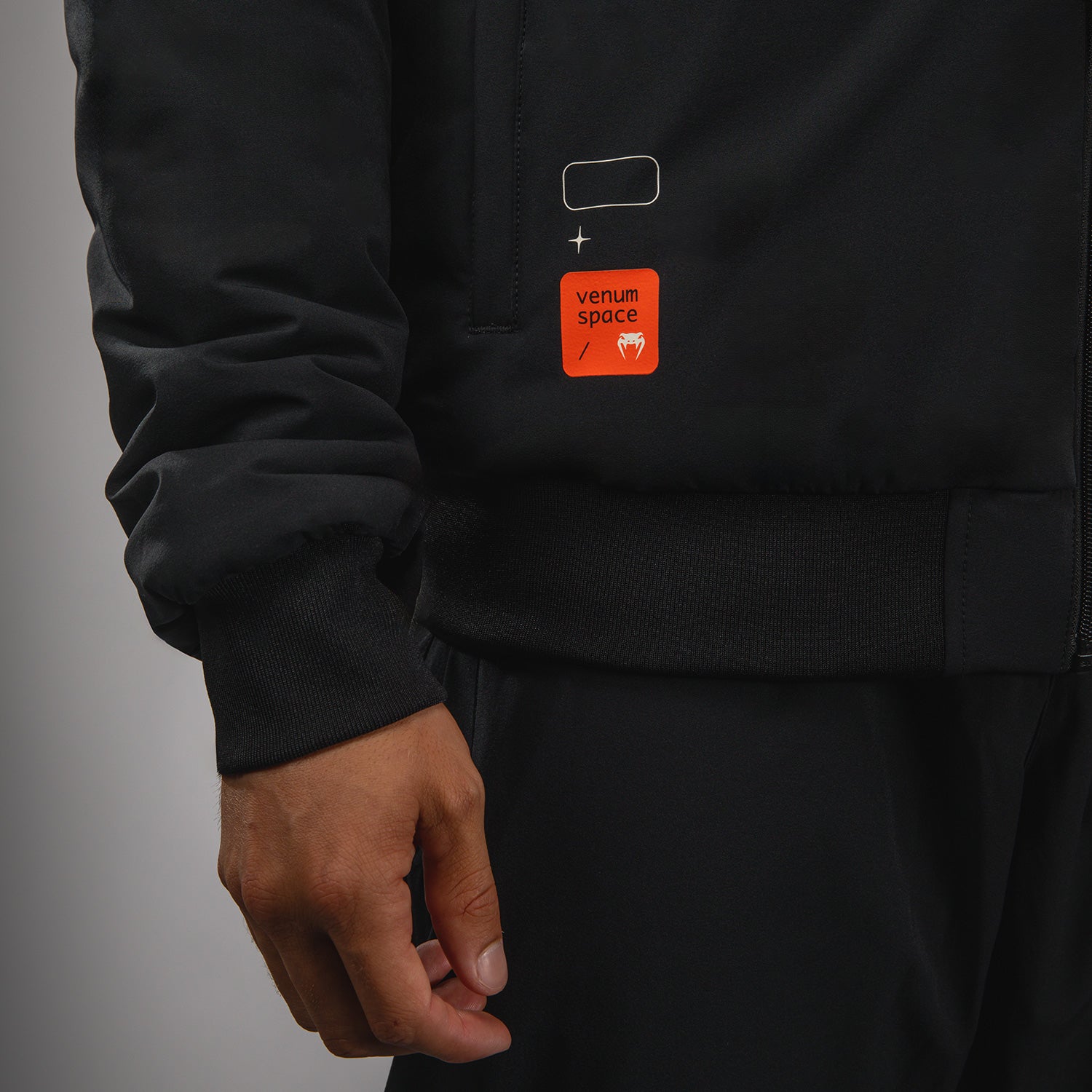 Venum Eclipse Bomber Jacket - Černá/Slonová kost