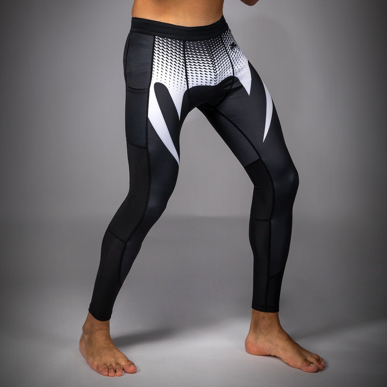 Venum No Gi Spats - Černá/Bílá