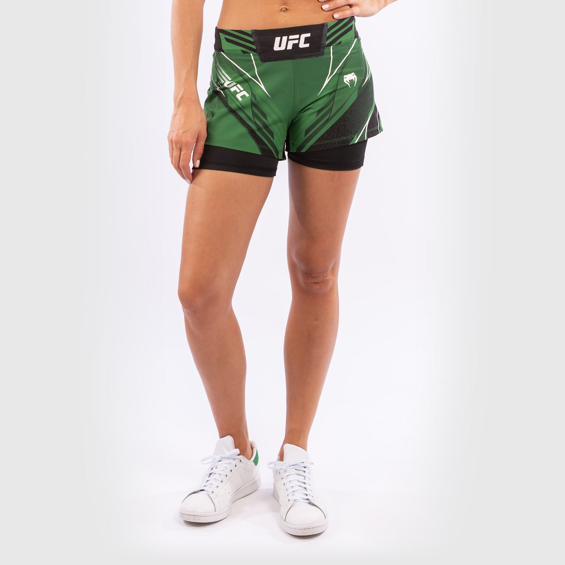 Dámské šortky UFC Venum Authentic Fight Night - Krátký střih - Zelené