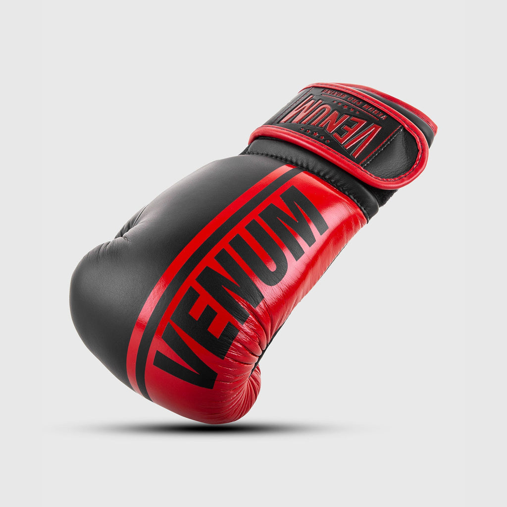 Venum Shield Pro Boxerské rukavice na suchý zip - Černá/Červená